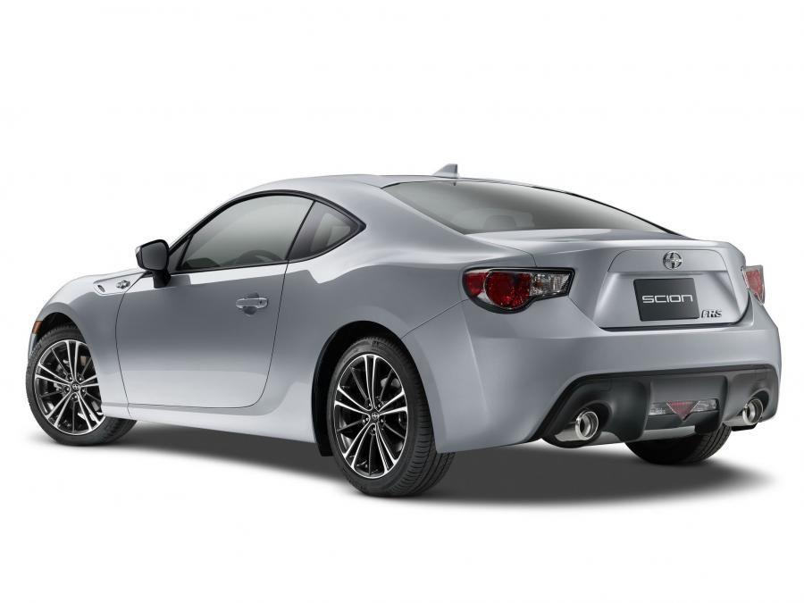  Scion FR-S 2015 года  (фото 4 из 12)